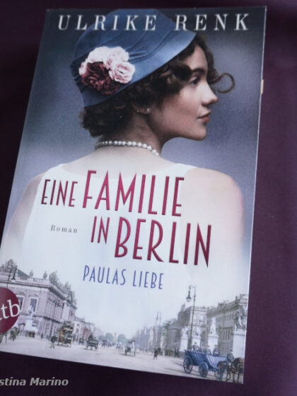 "Eine Familie in Berlin: Paulas Liebe" von Ulrike Renk